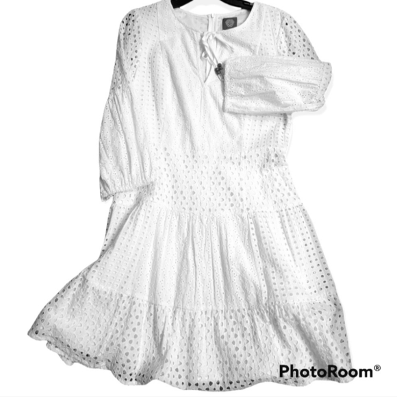 Vince Camuto Woman's Dress White V-Neck 3/4 Sleeve Eyelet Lace A-Line Dress - Picture 6 of 17